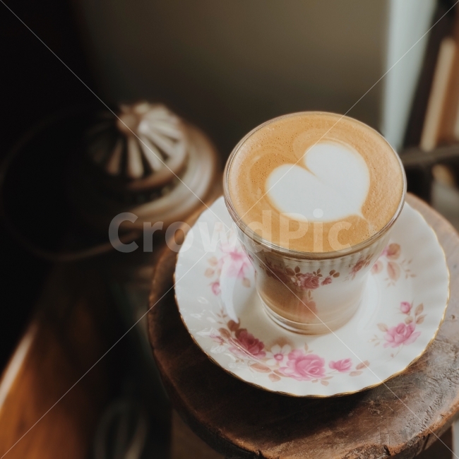 모닝커피,사랑,하트,카페,라떼,커피,카페,coffee,cafe,감성,sensible,feeling