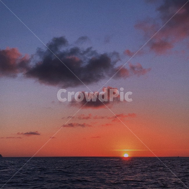 sunset,beach,ocean,view,풍경,석양,햋빛,scene,자연,풍경,nature,landscape,색깔,색상,색채,색감,color sense,color sensitivity,feeling of color,outdoors,옥외,sky,하늘,sunlight,햇빛