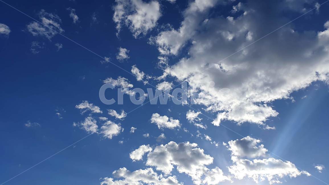 하늘,구름,맑음,맑은,햇살,날씨,오후,여름,봄,푸른,하늘색,sky,자연,풍경,nature,clouds,clear,sunny,sun,shine,light,rays,weather,season,spring,summer,계절