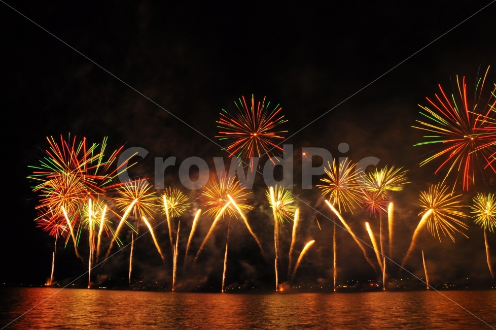 호주,캔버라,불꽃축제,밤,불꽃,예술,아름다움,호수,물,폭죽,축제,australia,canberra,fireworks,fire,works,night,lights,lake,water,art,beautiful,야경,밤,풍경,nightscape,night,landscape,축제,행사,festival,carnival,event,nature,자연,outdoors,옥외