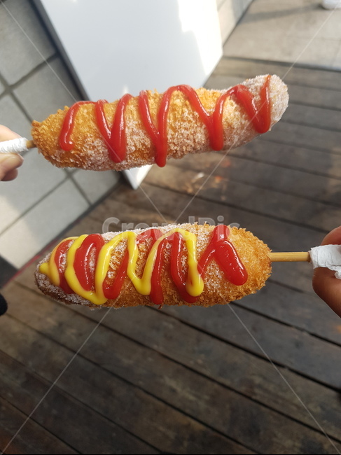 핫도그,간식핫도그,분식핫도그길거리군것질,핫도그캐찹,옛날핫도그,음식,식재료,요리,food,cook,meal,dishes,food reserves,빵,bread,디저트,간식,후식,dessert,snack