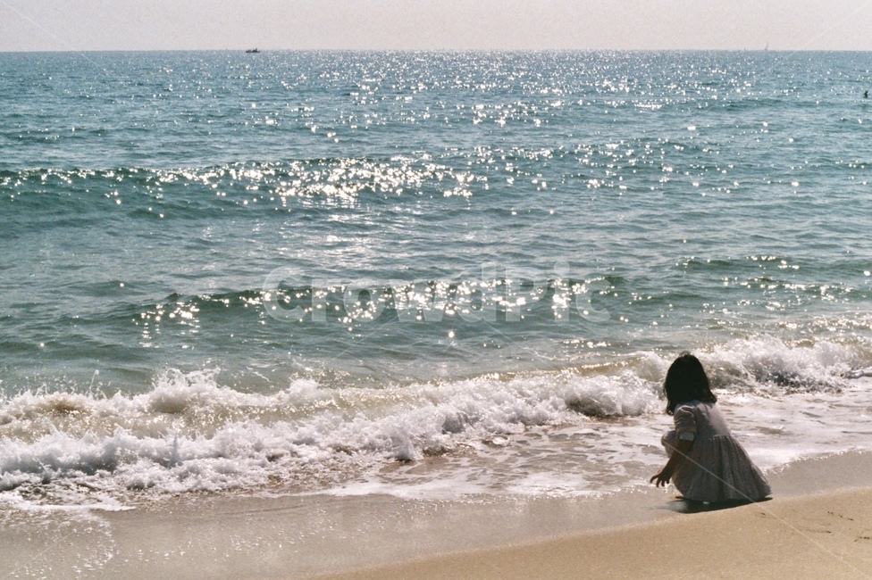 바다,아이,해운대,바다와아이,여자아이,모래사장,바닷가,부산,부산바다,해변,바다,beach,sea,사람,인물,인간,human,person,어린이,어린아이,child,children,kid