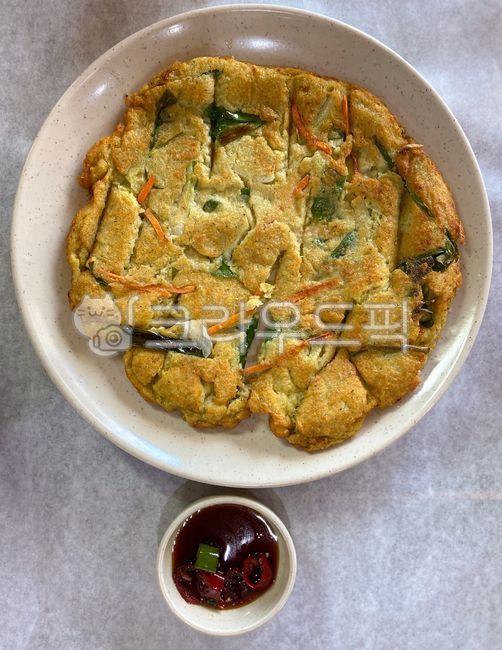 Korean pancake,mung bean pancake,Mung Bean Bindaetteok,jeon,green gram