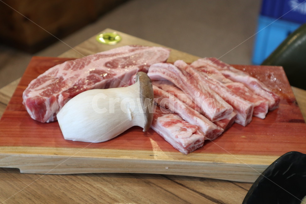 이베리코,돼지고기,외식,흑돼지,고기,구이,먹방,먹거리,food,고기집,cook,meal,dishes,meat,한국음식,korean