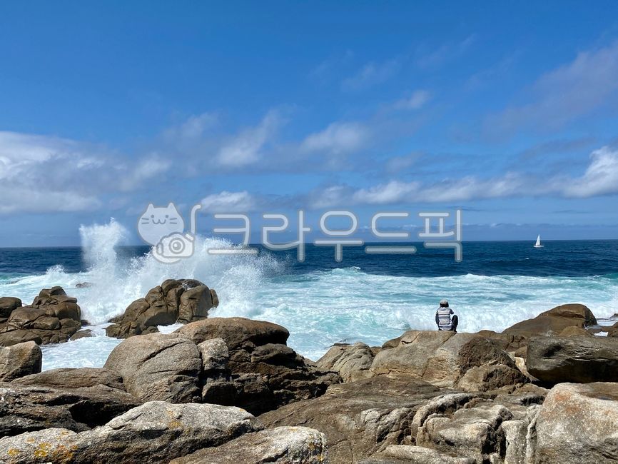 muxia,camino de santiago,pilgrimage to santiago,muxia,muxia,sea,waves,atlantic ocean,beach,spain,french way,yacht