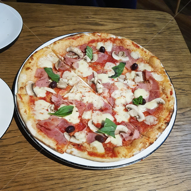 pizza,피자,food,음식,이탈리아
