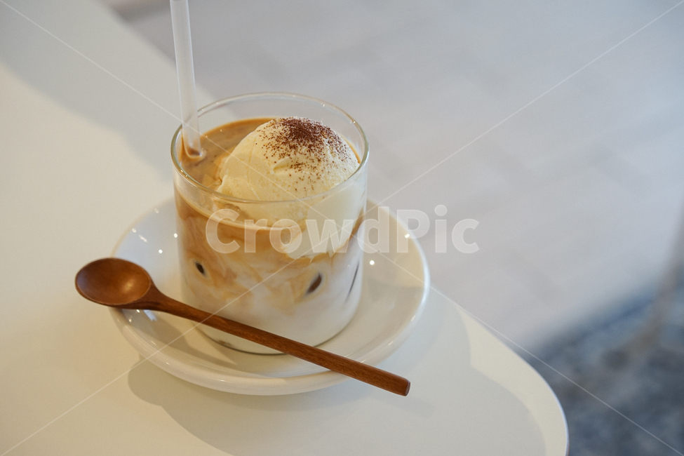 음료,컵,라떼,커피,cafe,coffee,커피,카페,coffee,cafe