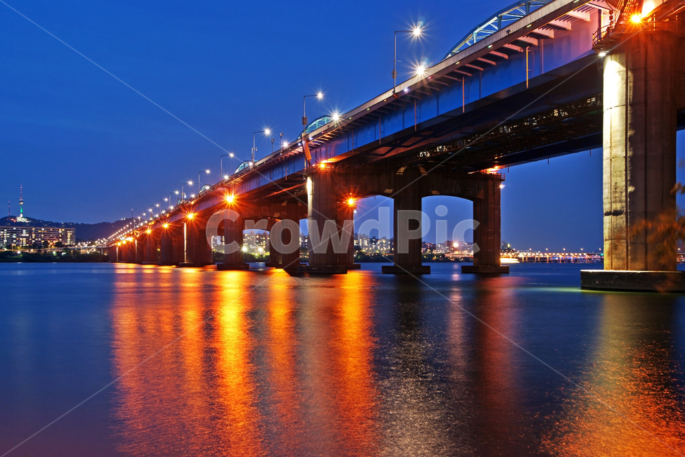 night view,Dongjakdong,Han River Bridge,reflection,14th bridge,Ichondong,bridge,Dongjak Bridge