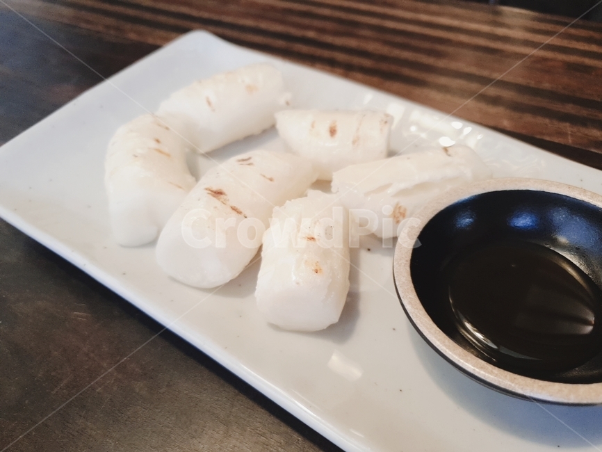 가래떡,가래떡구이,한국음식,한국전통음식,한국디저트,전통디저트,한국떡,떡,조청,음식,식재료,요리,food,cook,meal,dishes,food reserves