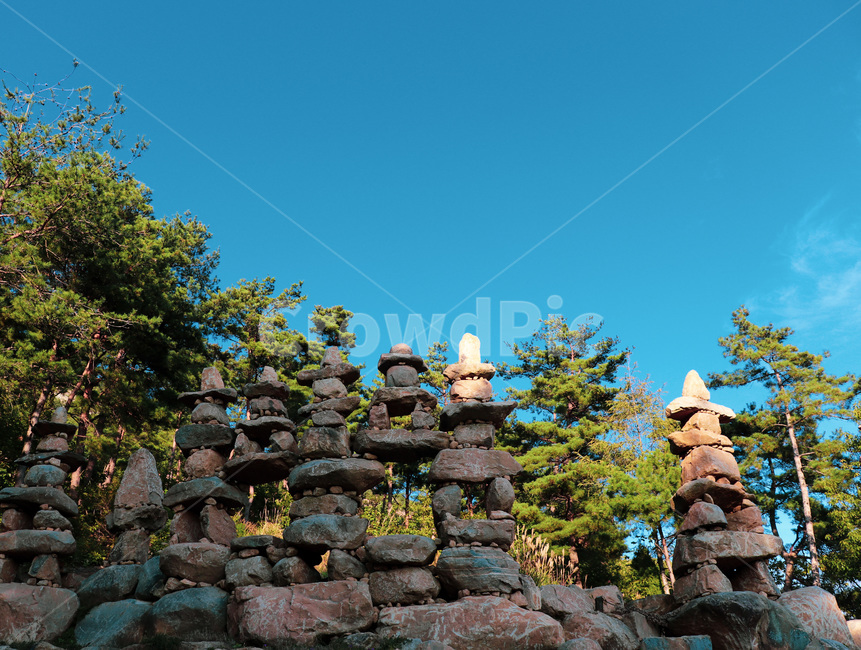 탑,tower,stonetower,돌탑,나무,tree,하늘,sky,architecture,건축물