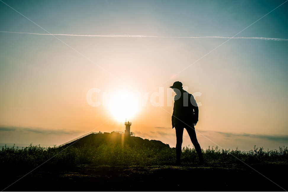 하늘,여행,노을,그림자,빛,플레어,sunlight,사람,person,햇빛,light,human,인간,실루엣,사람,인물,인간,human,person,남성,남자,man,male,인물실루엣,사람실루엣,character silhouette,human silhouette,flare