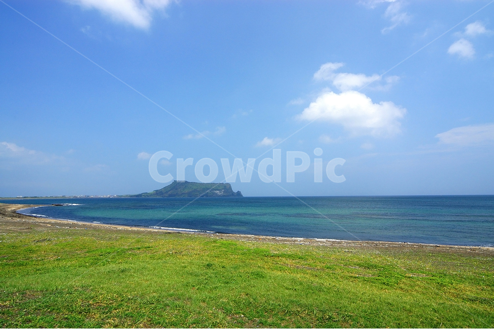 제주도,풍경,성산일출봉,성산,일출봉,바다,해안,초원,풀밭,제주풍경,배경,백그라운드,배경사진,바탕사진,배경이미지,바탕이미지,풍경사진,풍경이미지,제주,파도,자연,풍경,nature,landscape,한국자연풍경,한국자연경관,korea nature landscape,제주도,jeju,jeju island,outdoors,옥외,land,땅
