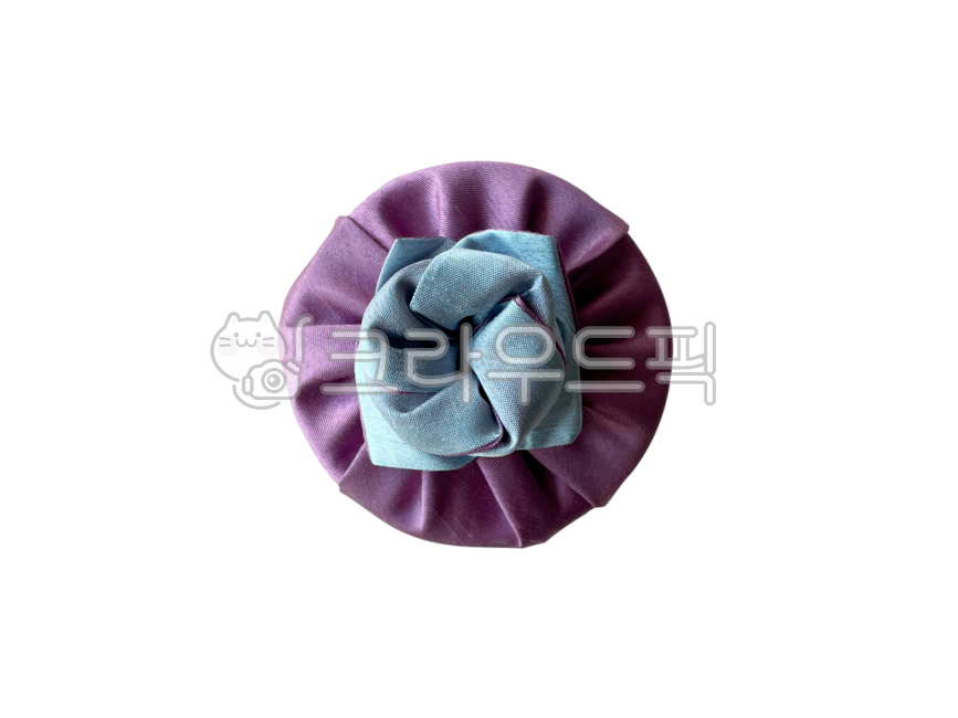 gift,Traditional packaging,holidaygift,Lunar New Year gift,wrapper,Thanksgiving,koreantraditionalpackaging,wrapping cloth,paperwrapping,koreanholiday,traditionalpackagin,holiday gift,koreanholidaygift,Chuseok,new year,cloth