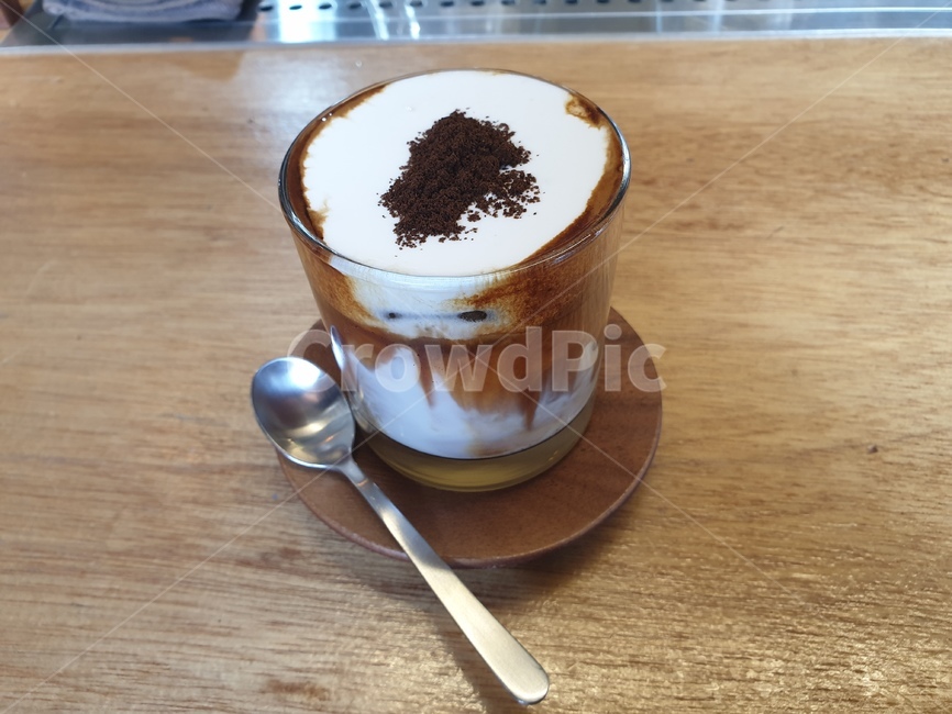 커피,아인슈페너,감성,분위기,따듯한,커피,카페,coffee,cafe