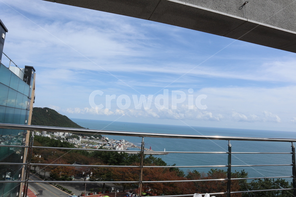바다,sea,ocean,sky,night,nature,자연,cloud,하늘,구름,handrail,난간,railing,banister