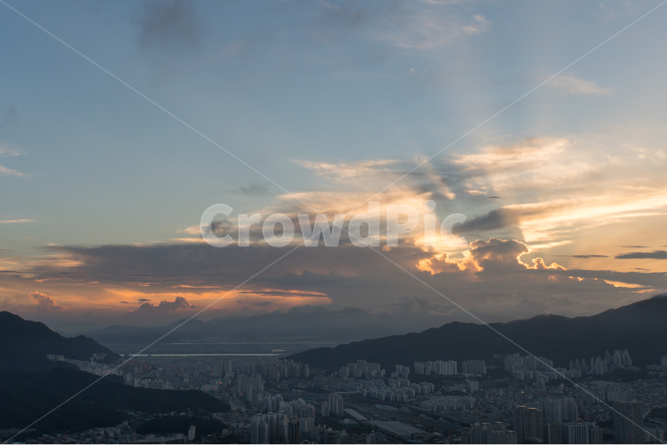 일몰,산,빛,구름,황령산,도시,풍경,city,landscape,outdoors,옥외,경치,nature,자연,scenery