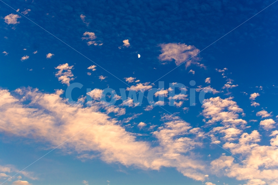 하늘,달,구름,노을,파란색,감성,스냅,snap,색감,자연,풍경,nature,landscape,감성,sensible,feeling,색깔,색상,색채,색감,color sense,color sensitivity,feeling of color