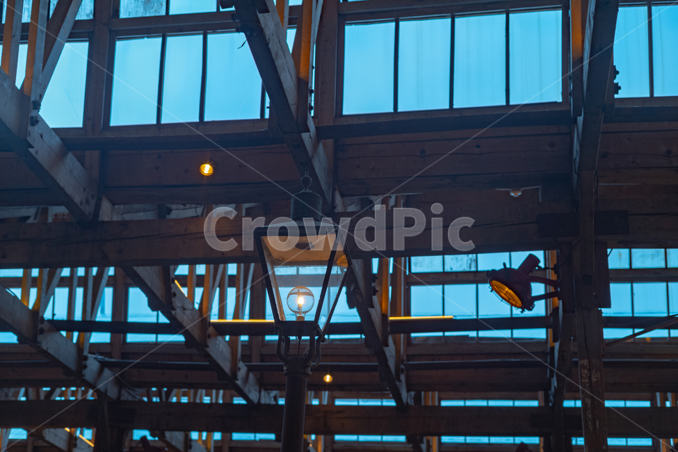 조명,감성,창문,풍경,구조물,건축물,건물외관,exterior,building,structure,architecture,construction