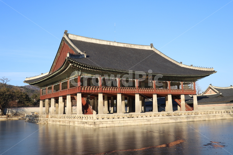경회루,경복궁,겨울,연못,한국전통,문화재,문화유산,국보,목조건축,건물,건축,한국전통,한국문화,korean traditional,korean culture,랜드마크,landmark,tourist attraction,한국랜드마크,한국관광지,한국명소,korea landmark,korea tourist attraction