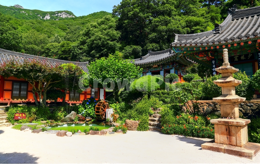 비로암,탑,절,암자,밀양,통도사,영축산,한국전통,한국문화,korean traditional,korean culture,건축물,건물외관,exterior,building,structure,architecture,construction
