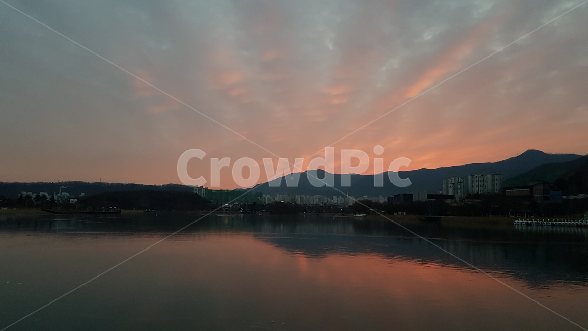 일출,하늘,붉은하늘,강,반영,새벽,sky,sunrise