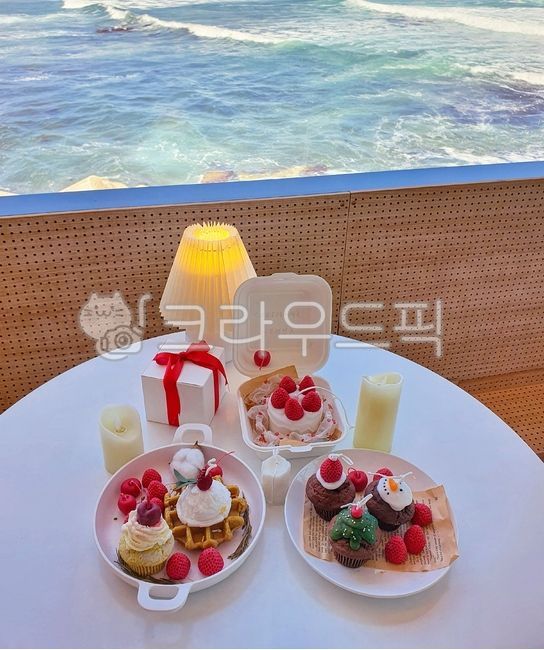 cafe interior,cafe,photo zone,dessert,light,prop,interior,filming props