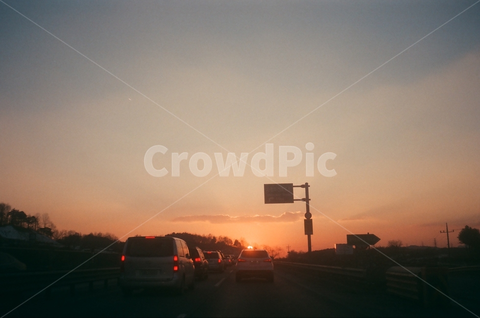 노을,고속도로,정체,귀성길,sunset,필름카메라,filmcamera,붉은노을,필름감성,감성사진