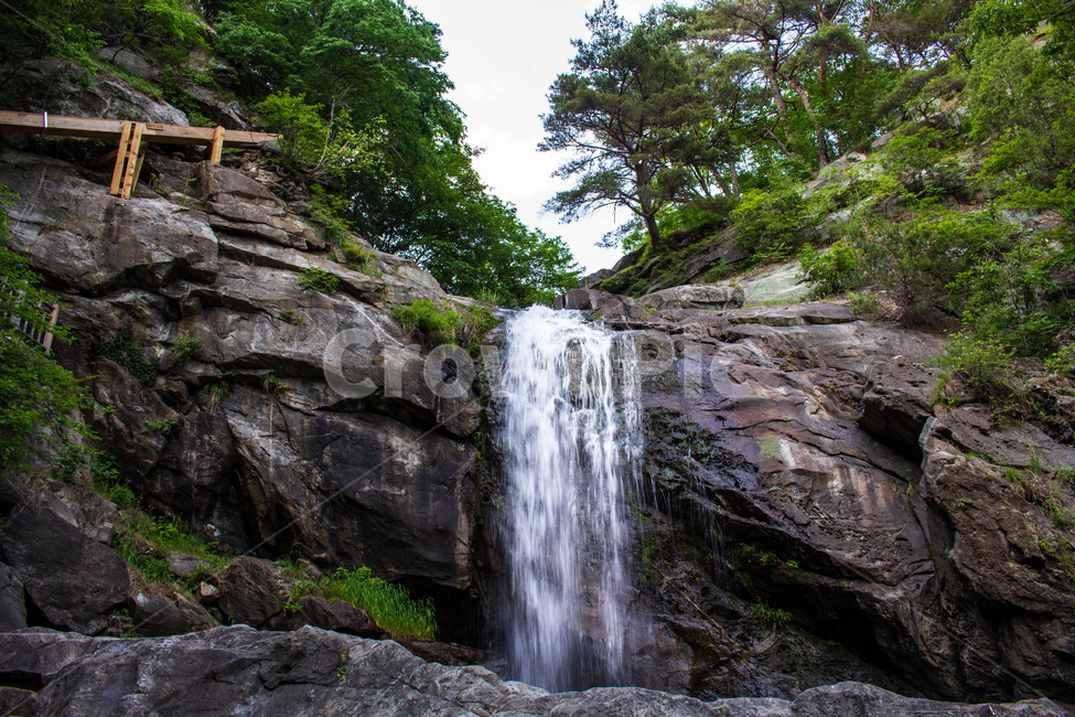 outdoors,water,물,nature,자연,waterfall,폭포,계곡,지리산,산,mountain,한국,korea,나무,초록