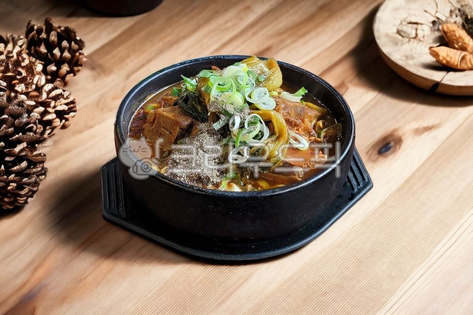 뼈다귀해장국,뼈해장국,돼지뼈해장국,뼈다귀국,뼈다귀탕,해장국,pigbonesoup