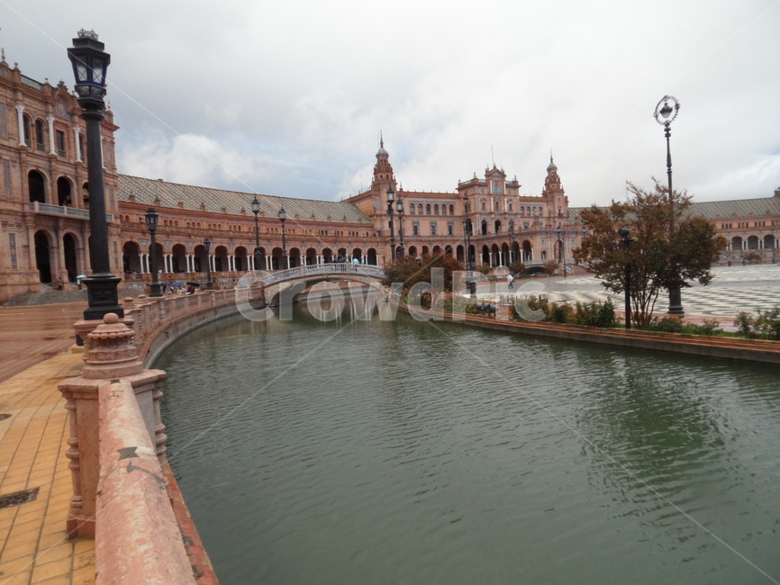 spain,rain,sevilla,Seville,building,Spain,rainy,square,Plaza,Plaza de Espaa,europe,architecture