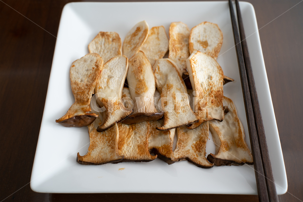 버섯,새송이,버섯구이,mushroom,roastedmushroom,요리,food,버섯,mushroom