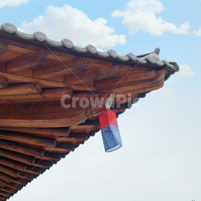 한옥,한옥마을,하늘,전통적인집,기와,한국전통,한국문화,korean traditional,korean culture