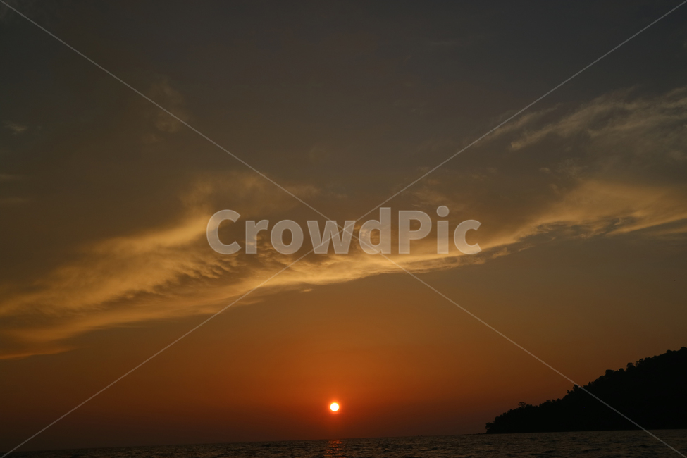 노을,일몰,해질녘,붉은,석양,바다,풍경,코타키나발루,물든,빛,선셋,sunset,붉은노을,태양,해,자연,풍경,nature,landscape,outdoors,옥외,sunlight,햇빛