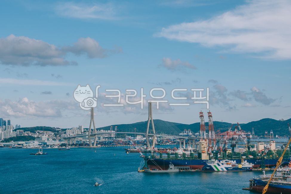 부산항대교,부산,항구,바다,풍경,하늘,조선소,배,크레인,영도,남포동,landscape,busan,다리,bridge,선박,북항
