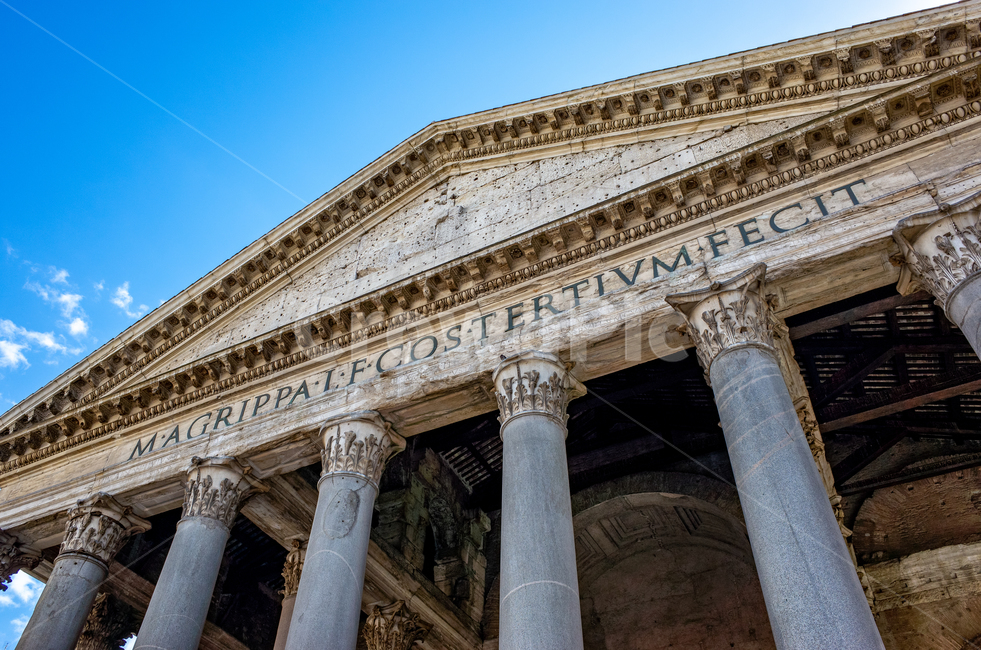 Pantheon,rome,Rome,ancient architecture,Italy,land mark,landmark,ancient,italy