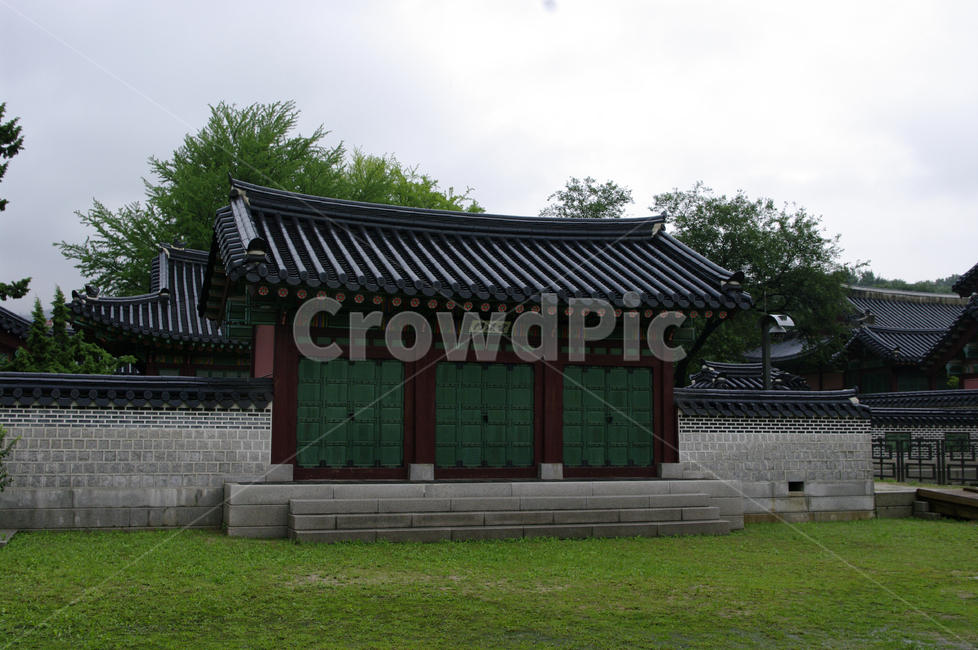 창덕궁,고궁,한옥,전통가옥,기와지붕,건축,traditional,나무,문,한국전통,한국문화,korean traditional,korean culture,랜드마크,landmark,tourist attraction,한국랜드마크,한국관광지,한국명소,korea landmark,korea tourist attraction,건축물,건물외관,exterior,building,structure,architecture,construction
