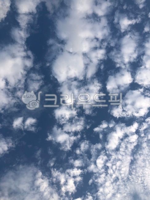 구름,뭉게구름,조각구름,하늘,sky,옥외,자연,cloud,하늘구름,outdoors,nature