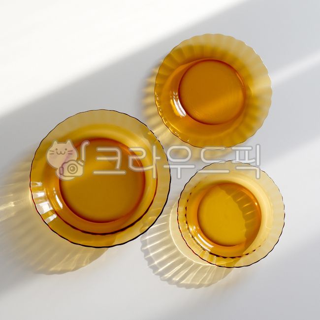유리,유리그릇,유리접시,접시,그릇,glass,plate,dish,테이블웨어,테이블용품,식기류,식기