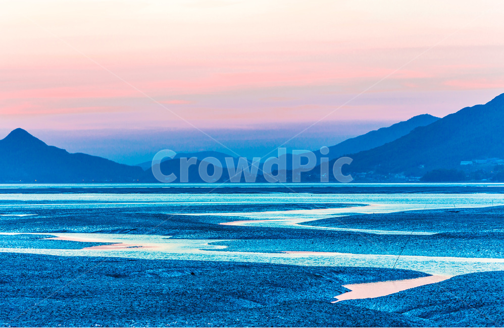 영종도,석양,낙조,갯벌,풍경,감성,환경,바닷가,자연,풍경,nature,landscape,한국자연풍경,한국자연경관,korea nature landscape,색깔,색상,색채,색감,color sense,color sensitivity,feeling of color,outdoors,옥외,mountain range,산맥,mountain,산