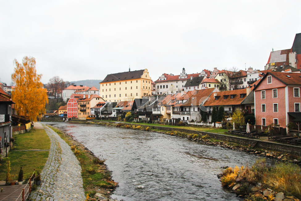 체코,프라하,블타바강,유럽,여행,동유럽,강가,나무,riverside,집,건물,건축물,prague,praha,감성,감성사진,감성적인,프라하풍경,해질녘,유럽사진,프라하성,겨울,계절,winter,season,도시,city,landscape,랜드마크,landmark,tourist,attraction,해외,외국,세계,foreign,oversea,world,도시풍경,해외도시풍경,외국도시풍경,cityscape,세계랜드마크,해외랜드마크,외국랜드마,크worldlandmark,worldtourist,sensible,feeling,색깔,색상,색채,색감,colo,rsense,color,sensitivity,feelingofcolo,주택,체스키,체스키크로믈로프,유럽여행,동유럽여행,여행지,관광,관광지,지붕,올드타운,중세,아름다운,동화마을,동화,붉은,주황색,구시가지,붉은지붕,여행사진,sense,colorsensitivity,feelingofcoloroutdoors,옥외,경치,nature,자연,roofscenery,도시,풍경,city,landscape,해외,외국,세계,foreign,oversea,world,세계도시풍경,해외도시풍경,외국도시풍경,world cityscape,water,물,outdoors,옥외