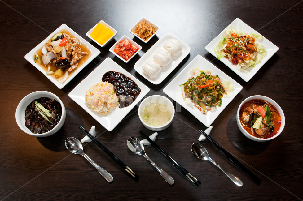 레스토랑,중화레스토랑,고급스러운,중화요리,단무지,김치,양파무침,밑반찬,중국음식,맛있는음식,맛있는,푸짐한,요리,dishes,meal,cook,food,중식,chinesefood,chinesedishes,볶음밥,짜장밥,탕수육,고추잡채,꽃빵,짬뽕,짜장면,짬뽕밥,계란국,음식,식재료,요리,food,cook,meal,dishes,food reserves,중식,중국음식,중화요리,chinese food,chinese dishes,chinese meal,chinese cook
