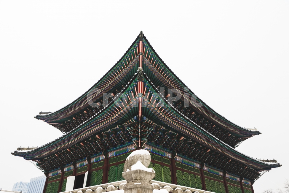 경복궁,겨울,눈,오리엔탈,동양적,광화문,동양,대칭,겨울,계절,winter,season,한국전통,한국문화,korean traditional,korean culture,랜드마크,landmark,tourist attraction,한국랜드마크,한국관광지,한국명소,korea landmark,korea tourist attraction,건축물,건물외관,exterior,building,structure,architecture,construction