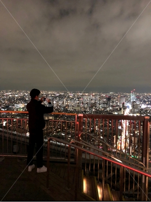 밤,야경,서울,구름,도시,야경,밤,풍경,nightscape,night,landscape,도시,city,사람,인물,인간,human,person,남성,남자,man,male,town,시티,urban,어반,building,건물,metropolis,중심지,outdoors,옥외,경치,nature,자연