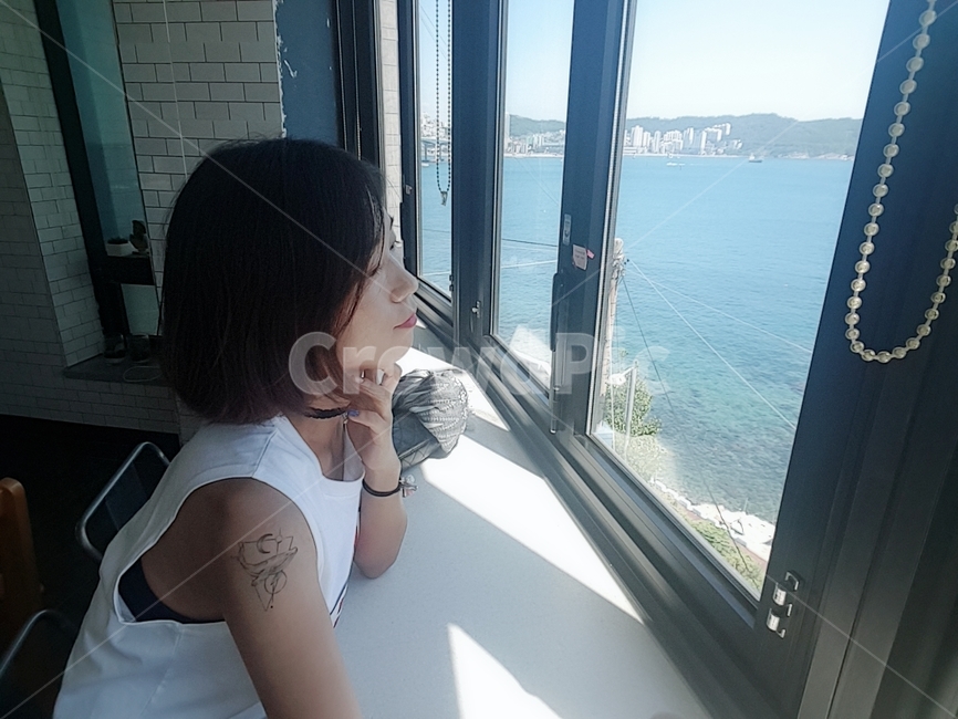 사람,하늘,바다,부산,여행,여름,사람,인물,인간,human,person,여성,여자,woman,female,lady