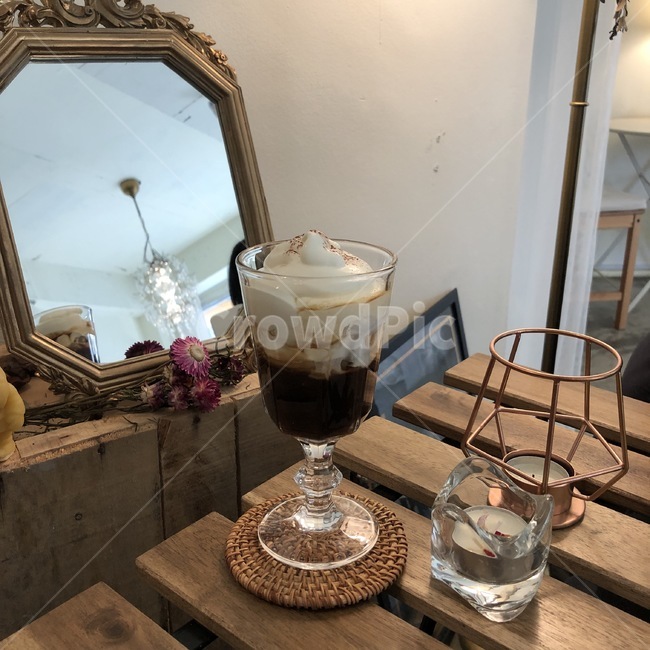 카페,감성,데이트,커피,분위기