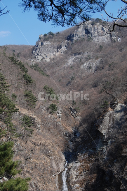 밀양재약산,천황산,재약산사자평원,결빙지,얼음골,등산로,능선,치유,여행,돌,산행,힐링,자연,동행,등산,계절,한국,한국명산,한국등산,풍경,나무,하늘,바람,땅,자연,풍경,nature,landscape,한국자연풍경,한국자연경관,korea nature landscape,outdoors,옥외