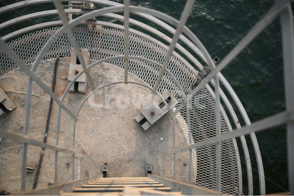 한강,structure,closeup,river,ladder