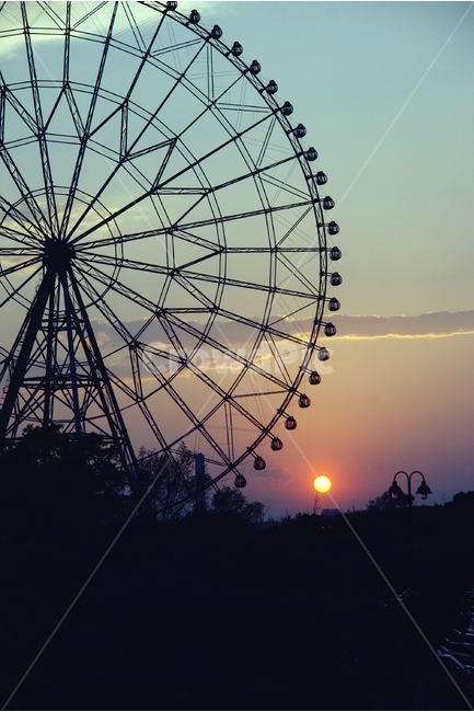 공원,park,일몰,석양,sunset,놀이기구,하늘,저녁,sky,evening,play,놀이공원,놀이동산,놀이터,amusement park,playground,감성,sensible,feeling
