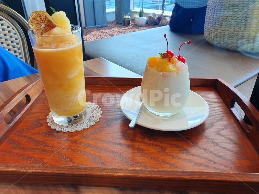 카페,음료,받침접시,과일,saucer,음료수,drink,beverage