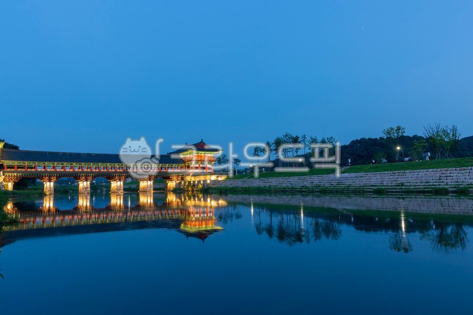 경주,월정교,야경,월정교야경,문화재,경주교촌,반영,건물,건축물,building